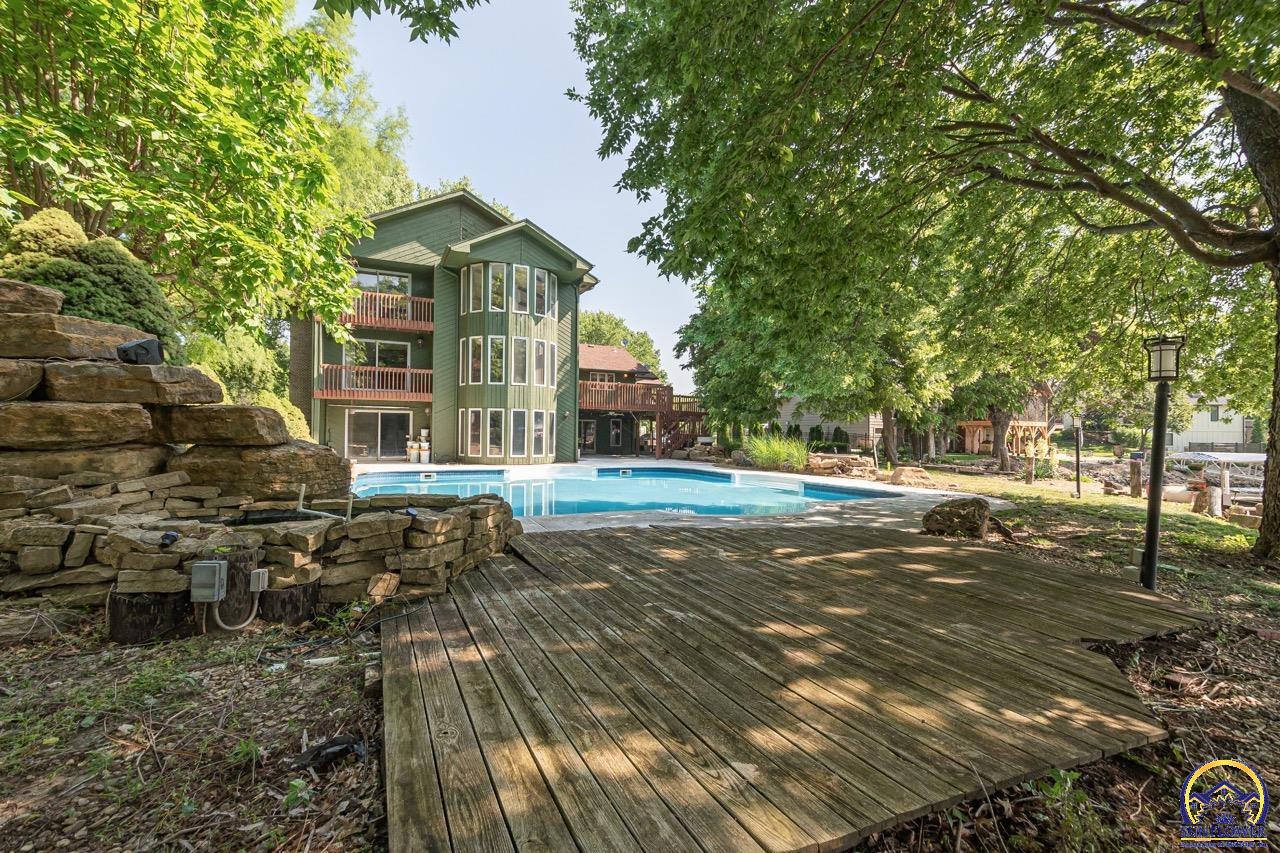 7537 SW Robinhood CT