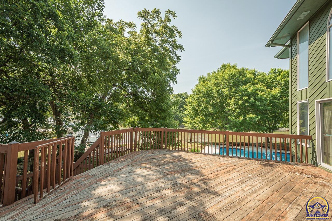 7537 SW Robinhood CT