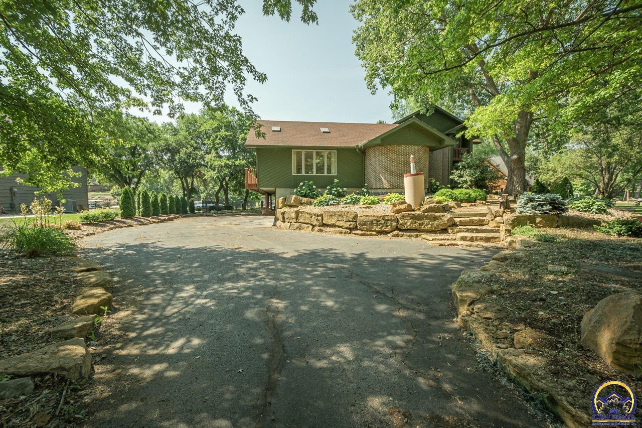 7537 SW Robinhood CT