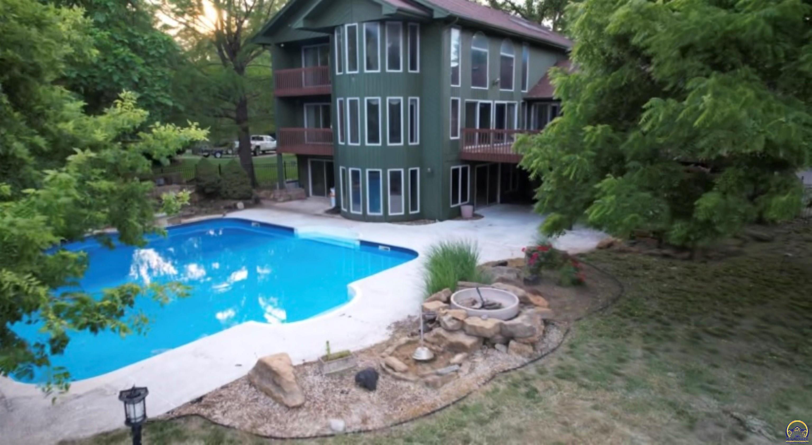 7537 SW Robinhood CT