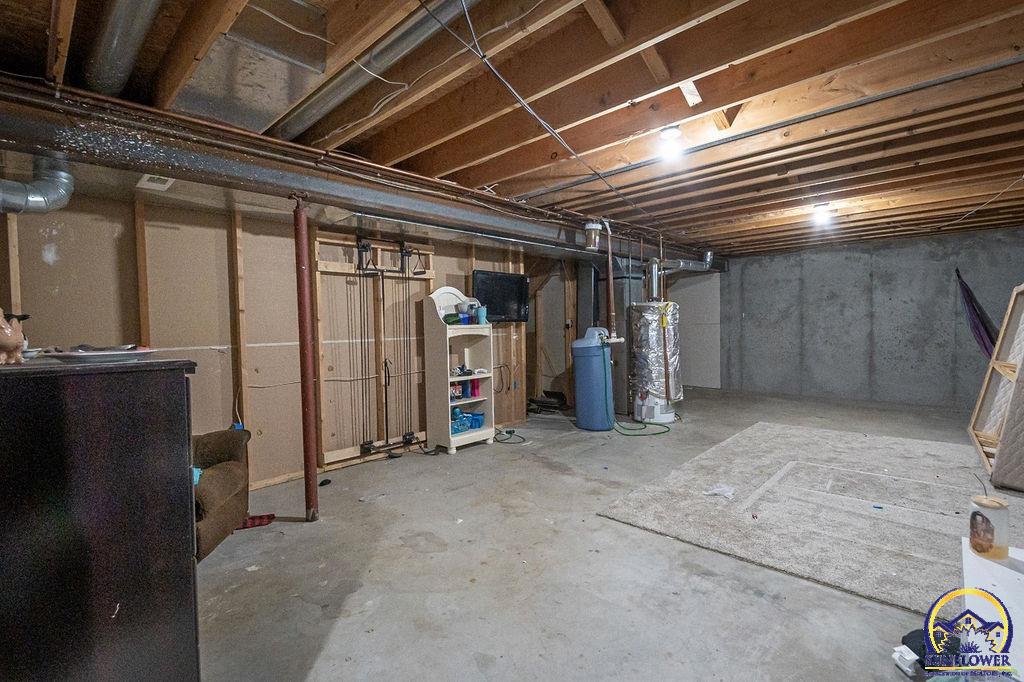 406 Sunset LN