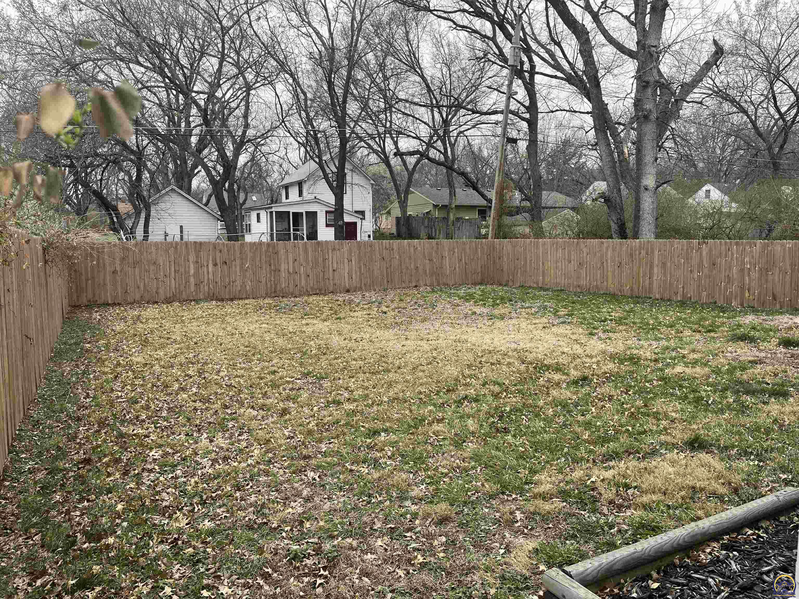 2023 SW Medford AVE