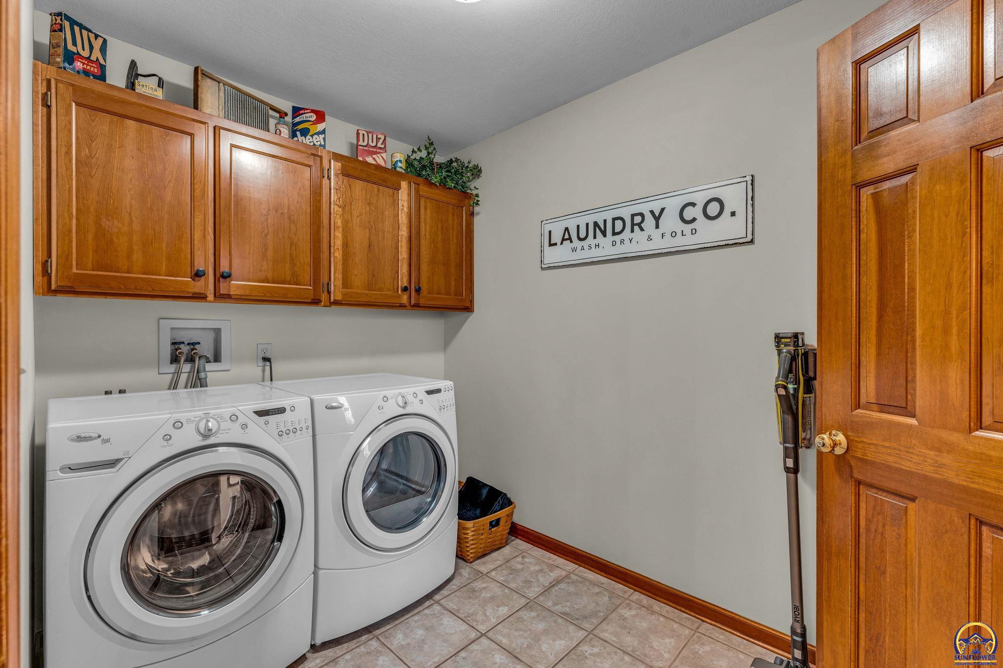 4310 NW Button PL