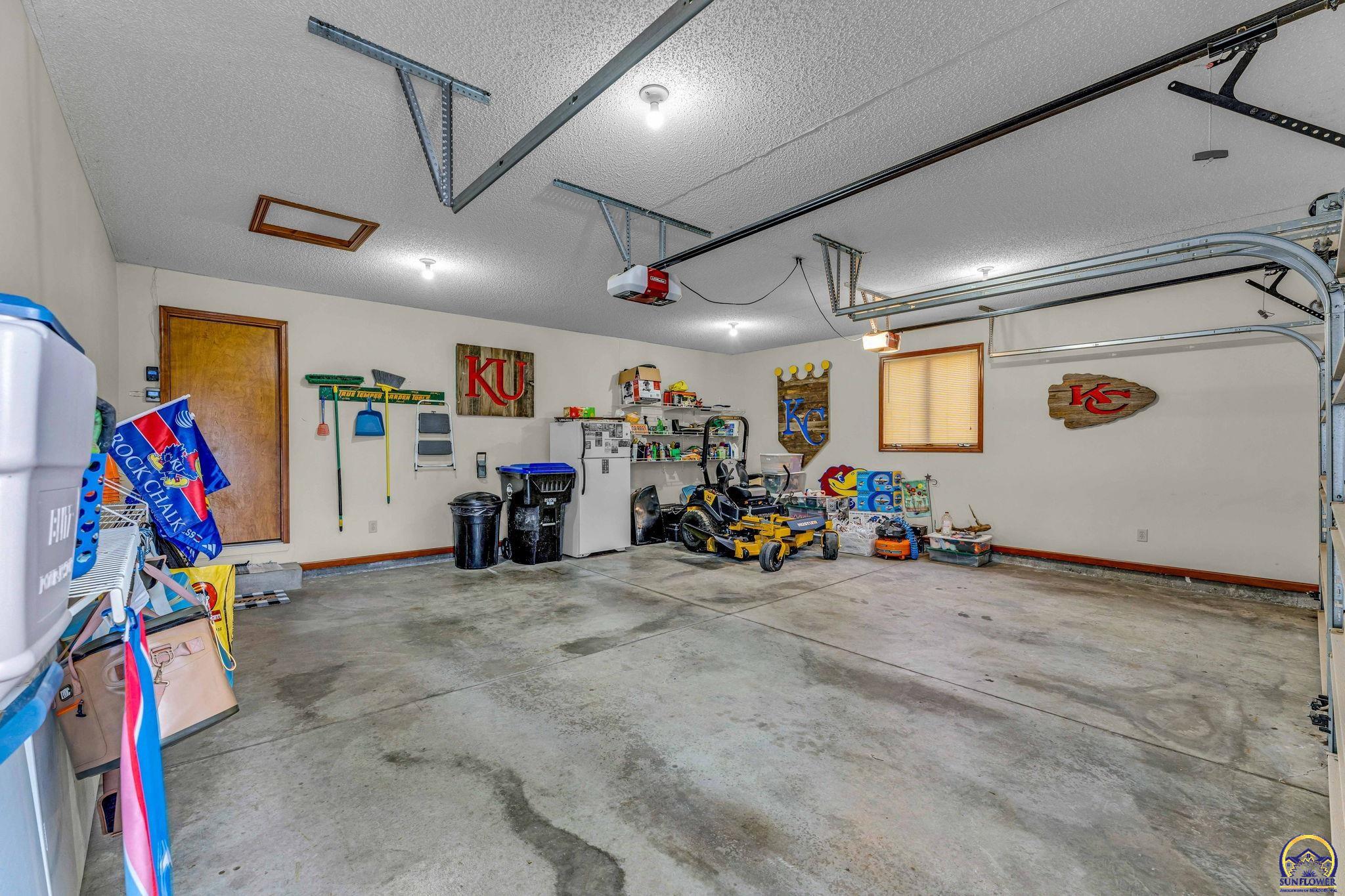 4310 NW Button PL