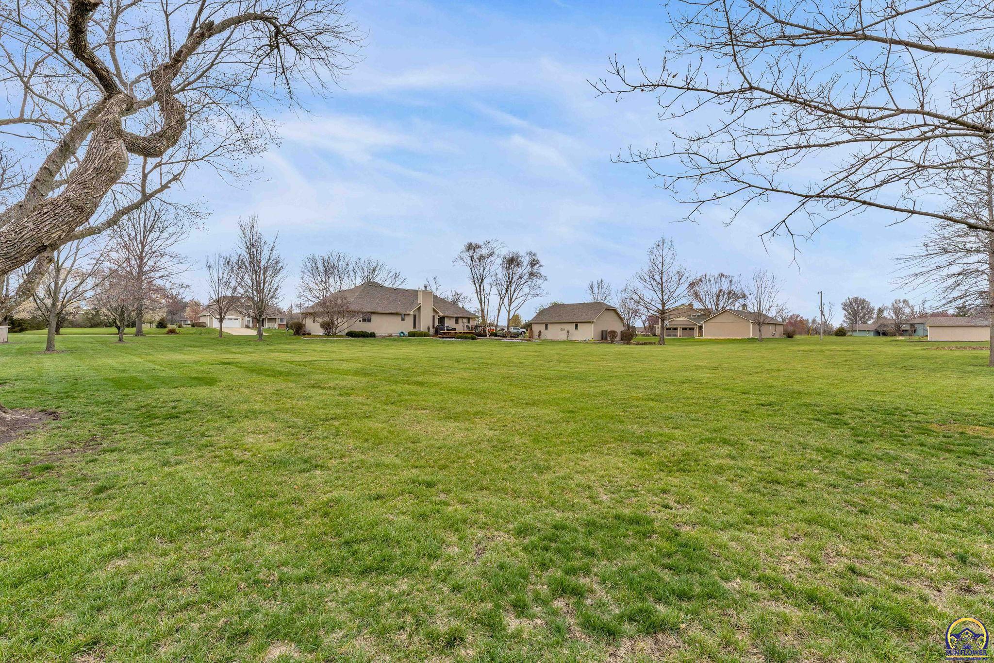 4310 NW Button PL