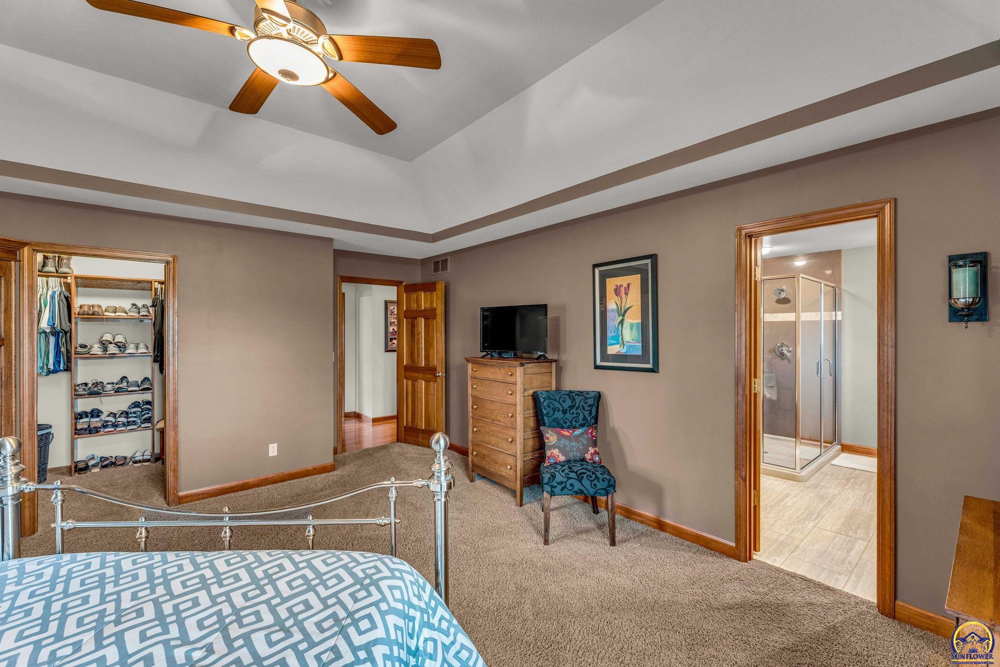 4310 NW Button PL