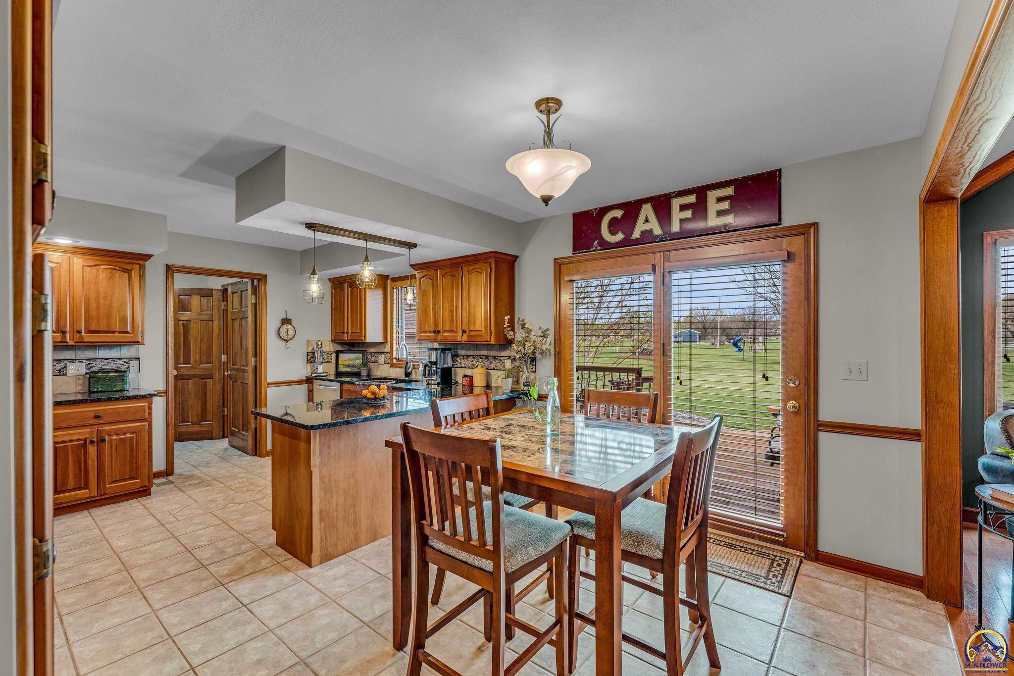 4310 NW Button PL