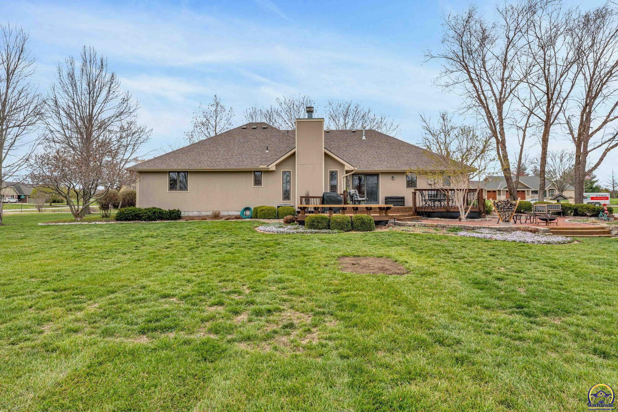 4310 NW Button PL