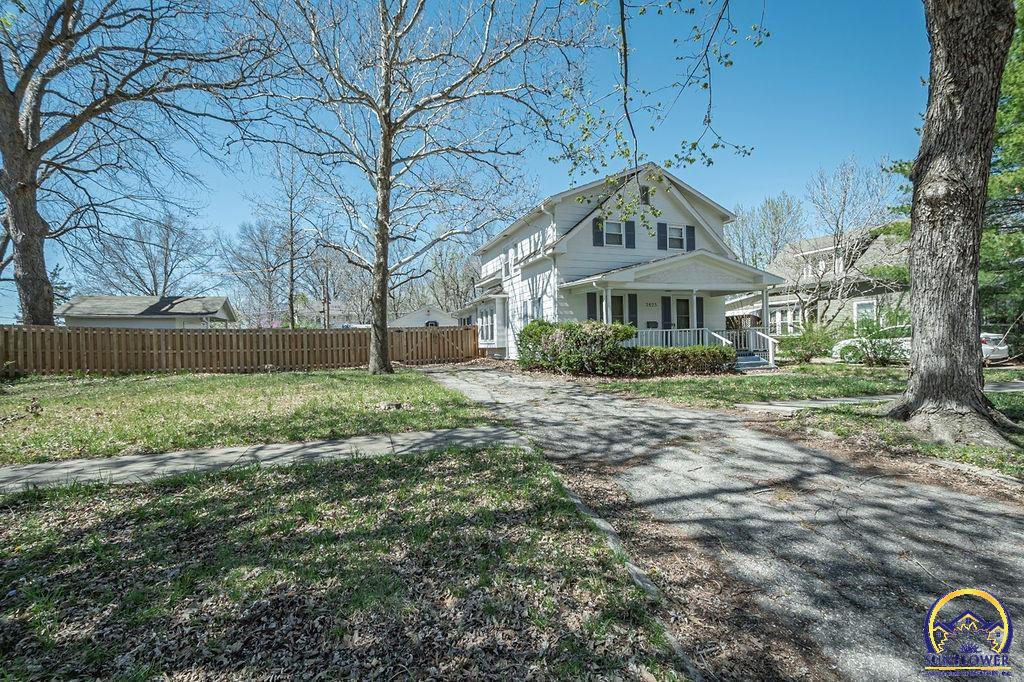 2823 SE Illinois AVE