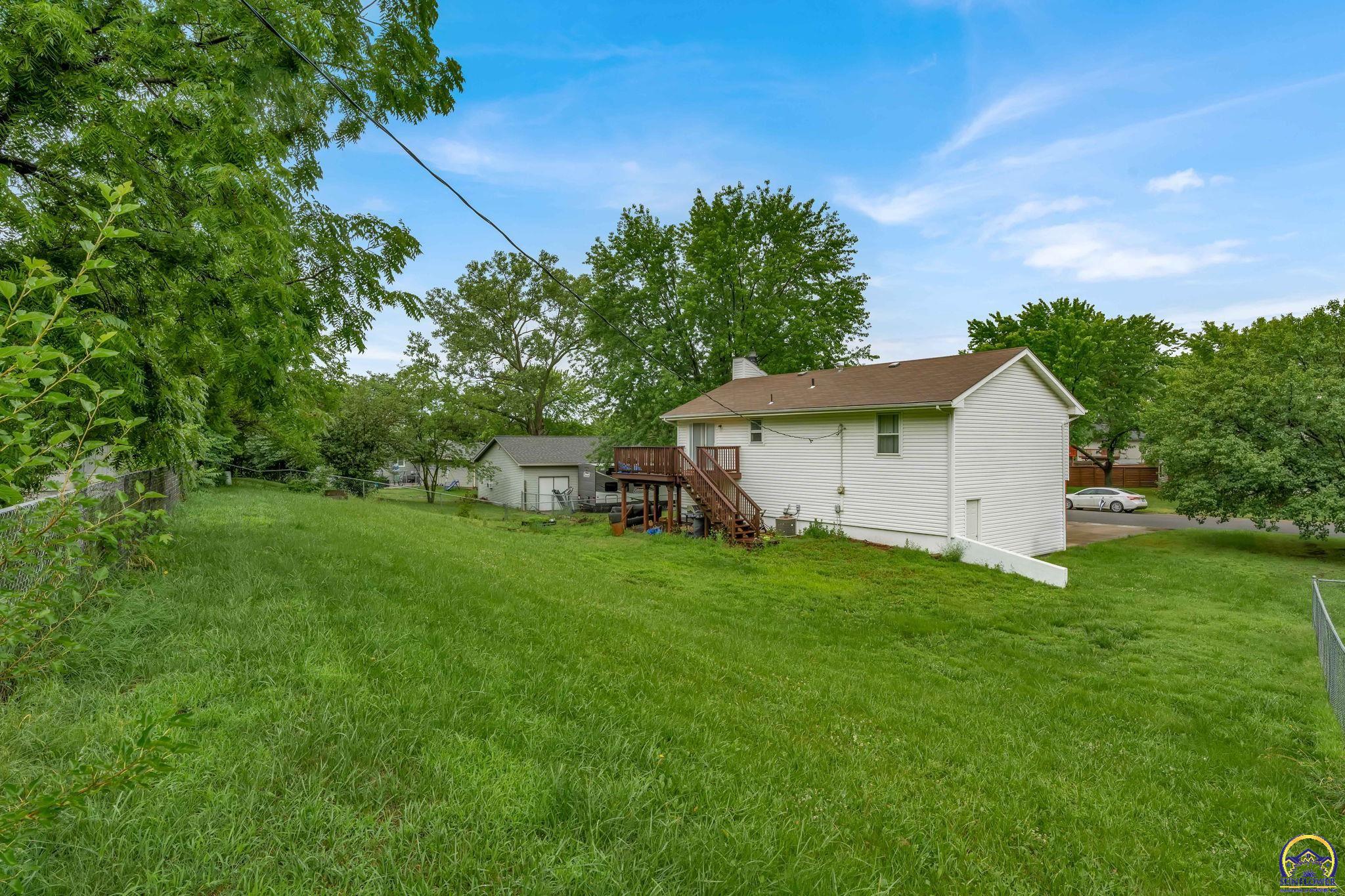 4325 NW 52nd Ter