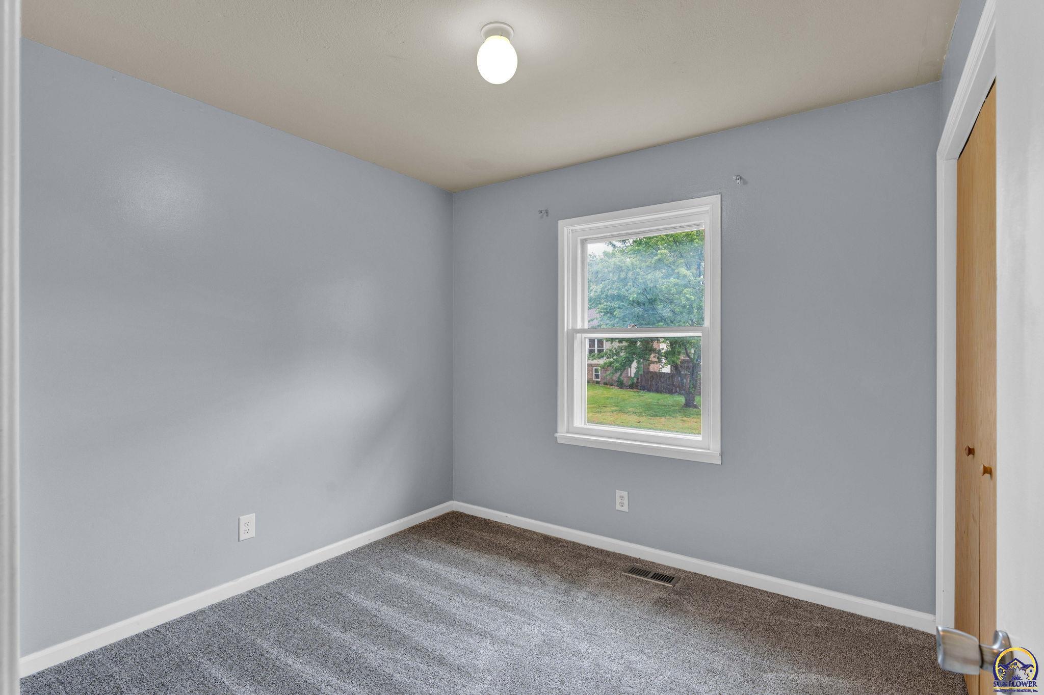 4325 NW 52nd Ter