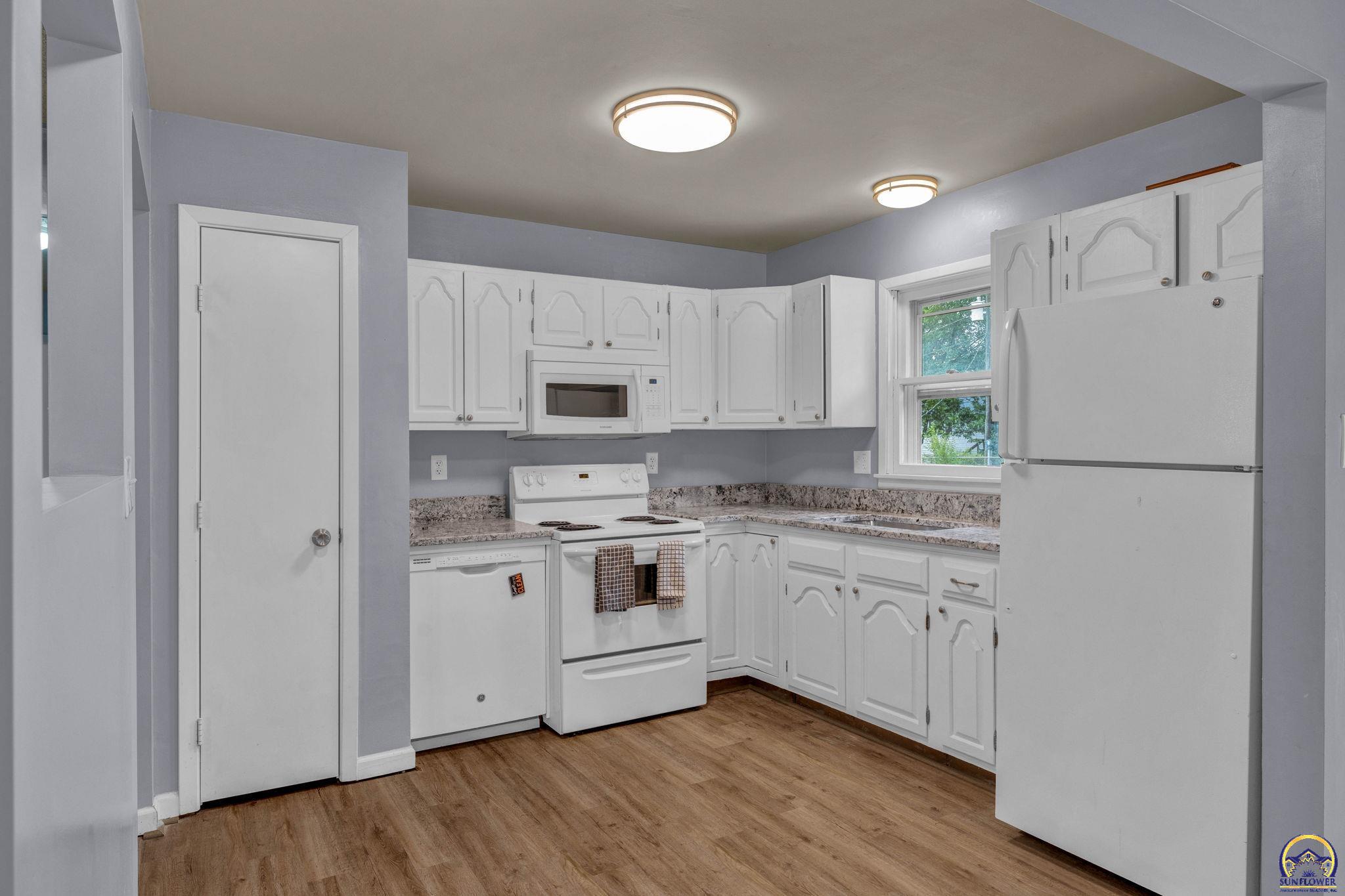 4325 NW 52nd Ter