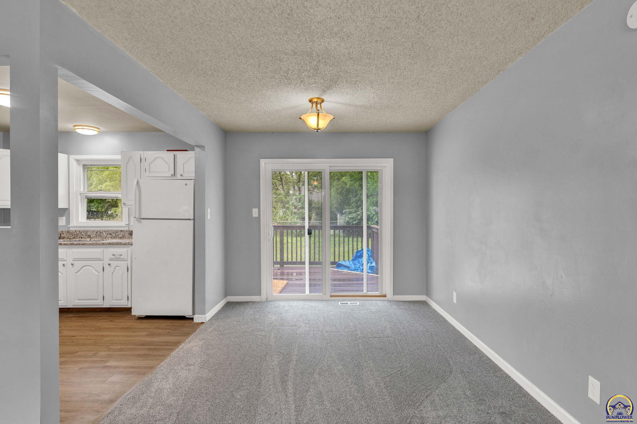 4325 NW 52nd Ter