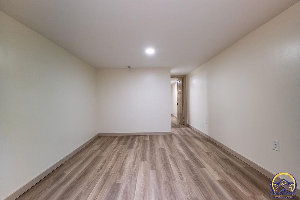 922 SW Medford AVE