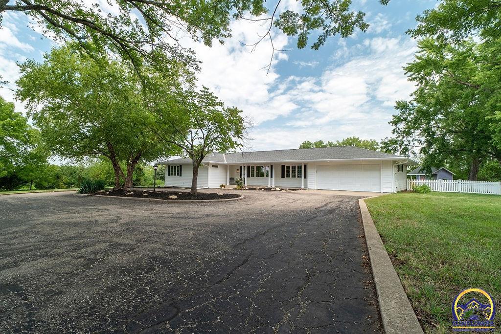 8750 SW 45th St