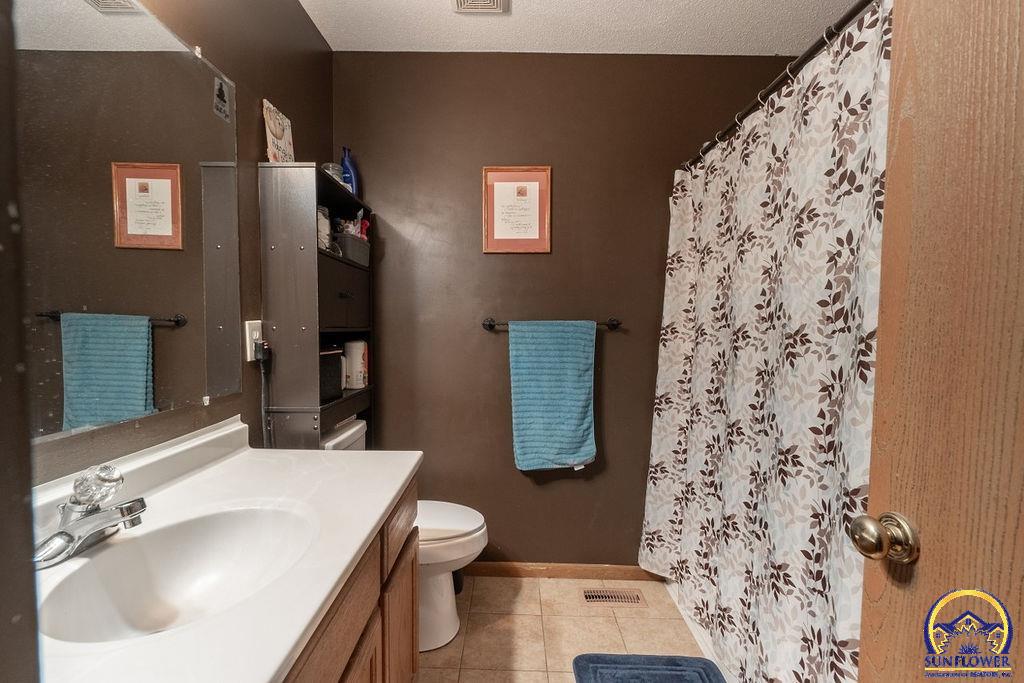 2419 SW Romar RD