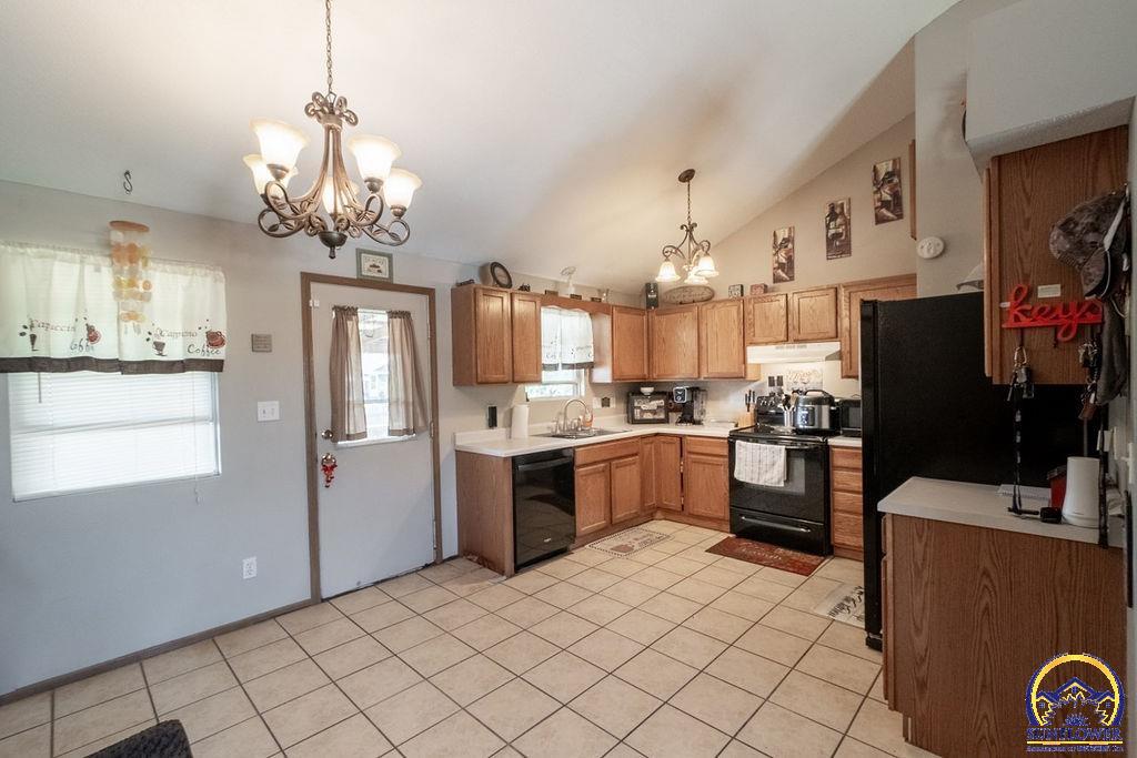 2419 SW Romar RD