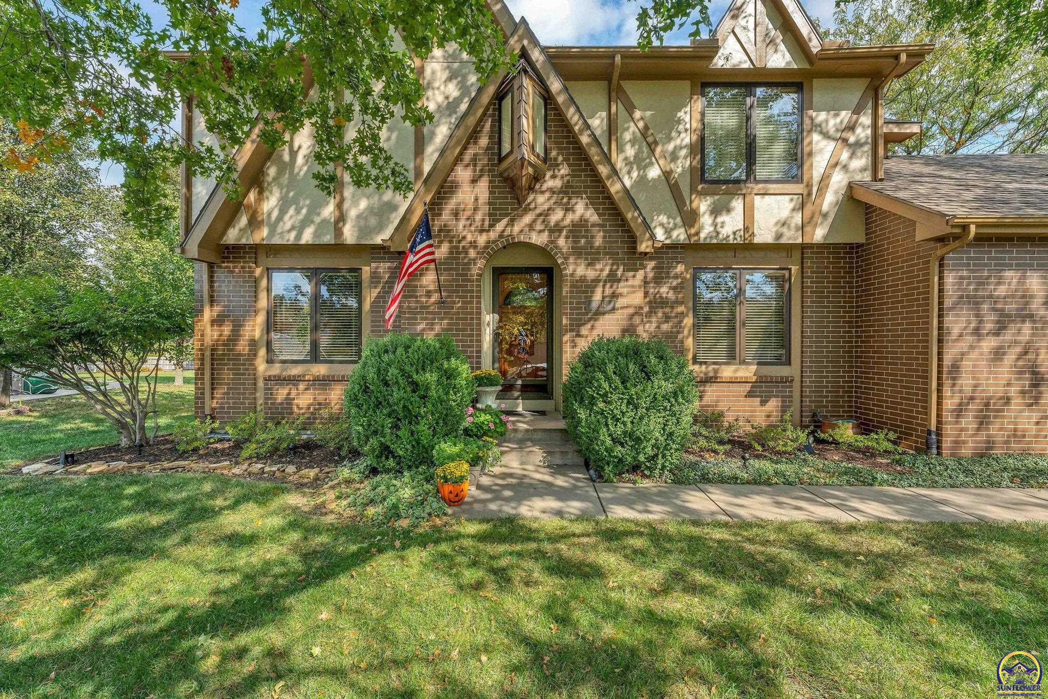 3912 SW King Arthurs RD