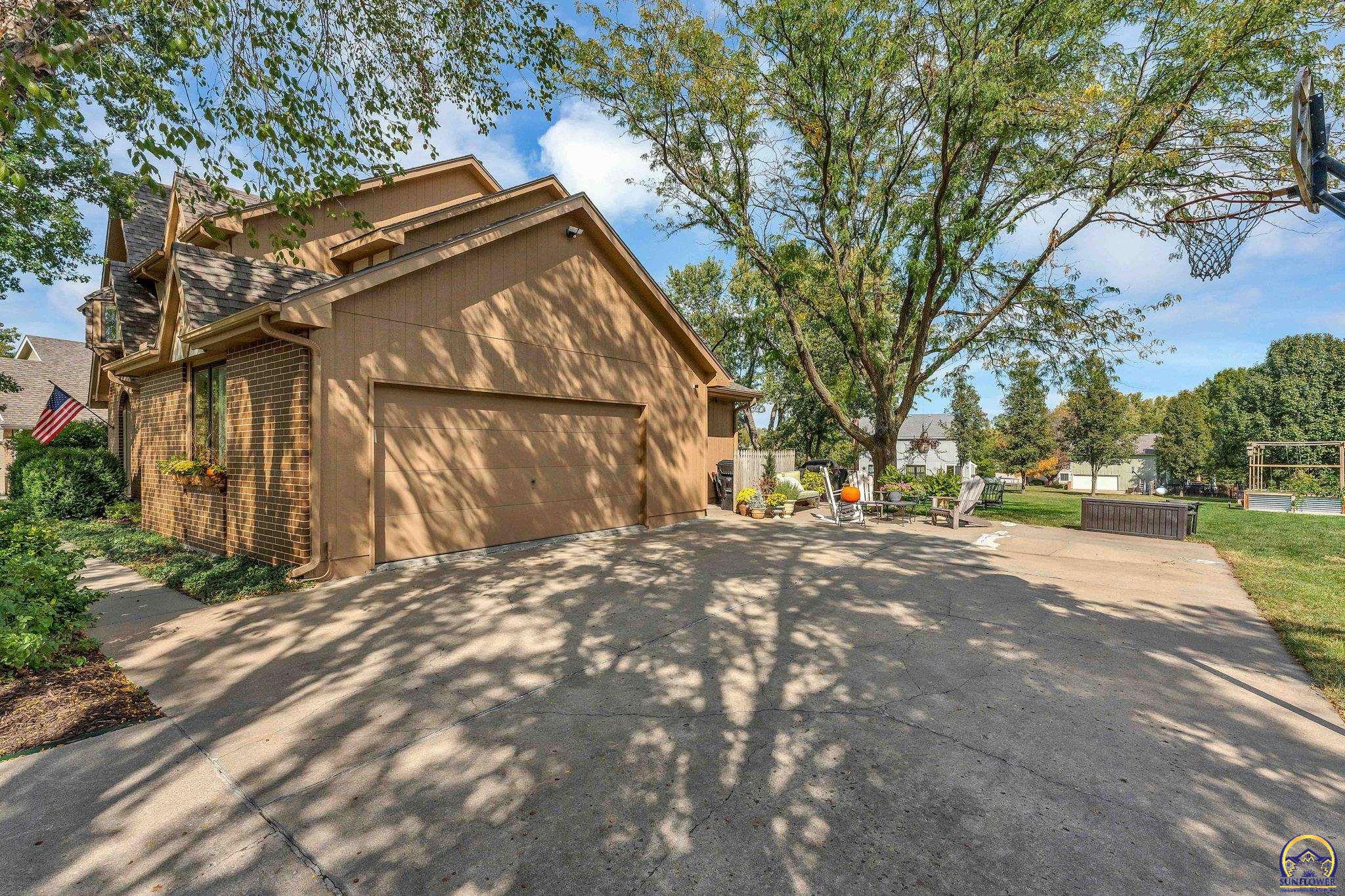 3912 SW King Arthurs RD