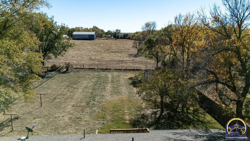 331 NE Edgewood DR