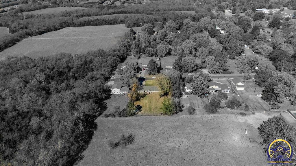 331 NE Edgewood DR