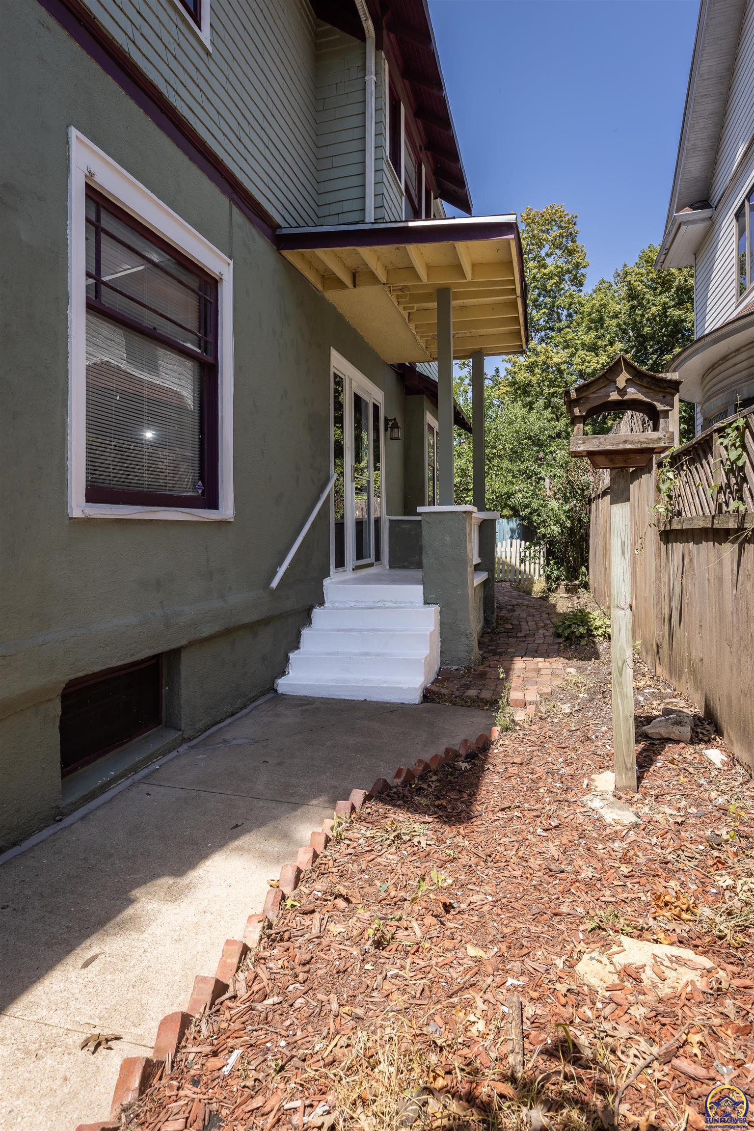 629 SW Taylor ST