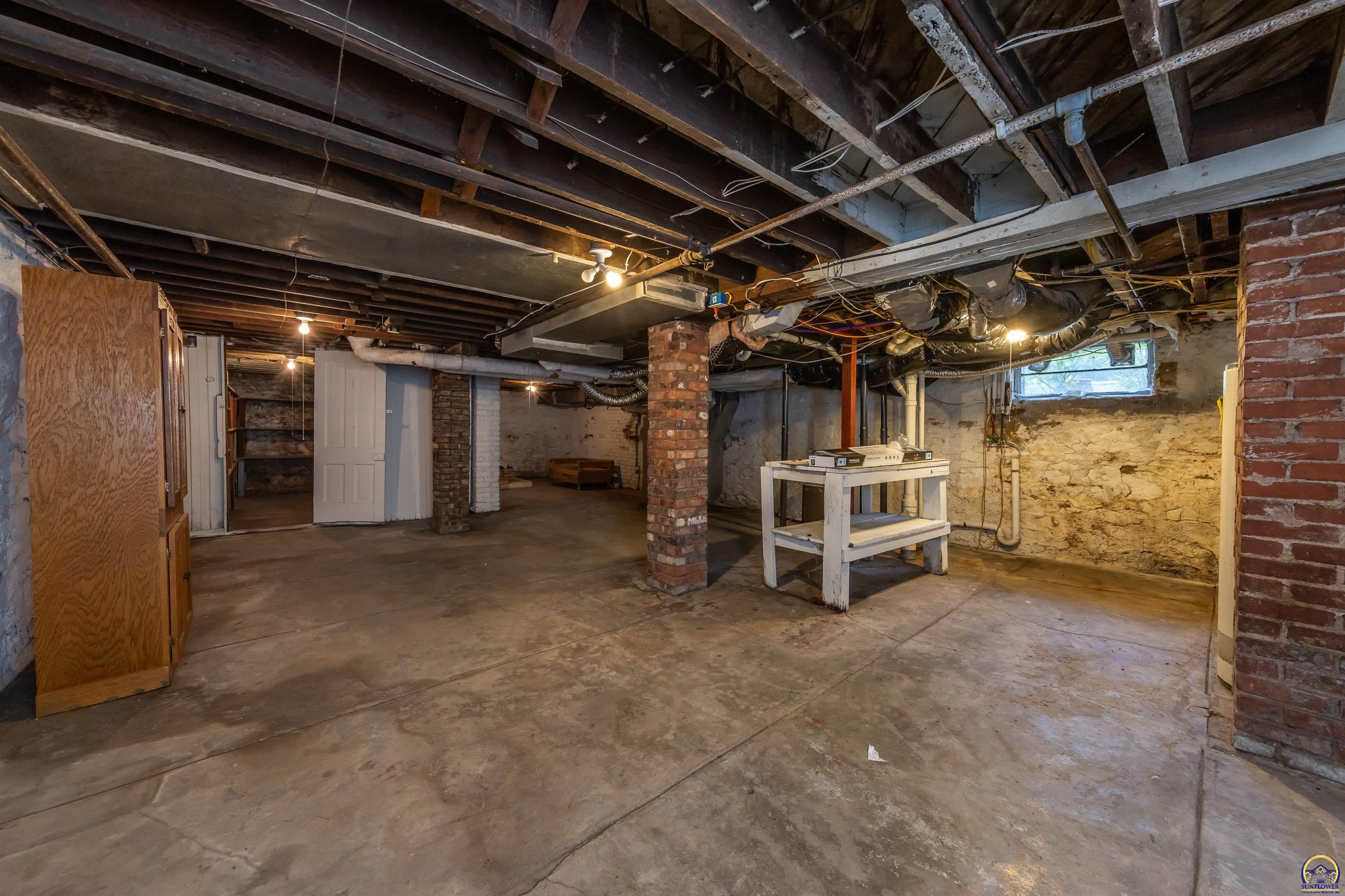 629 SW Taylor ST