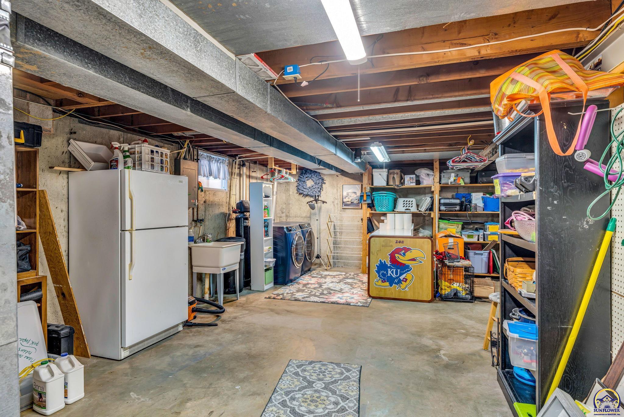 3215 SW MacVicar AVE
