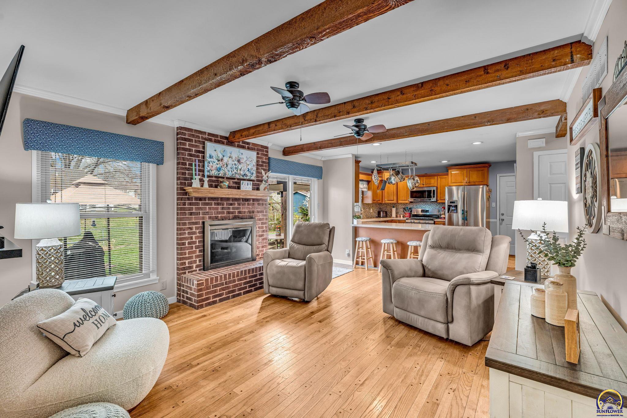 3215 SW MacVicar AVE