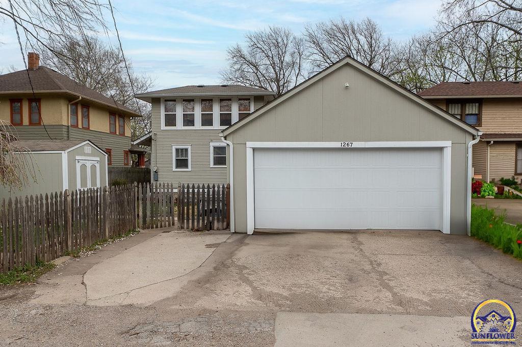 1267 SW MacVicar AVE