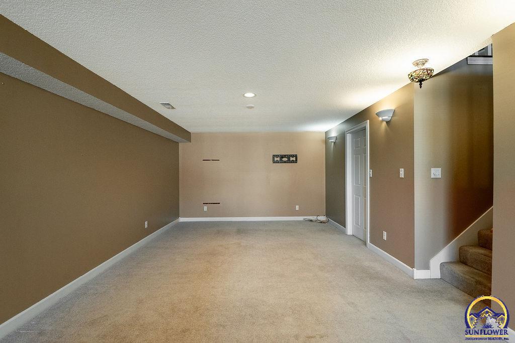 3330 SW Wanamaker Rd