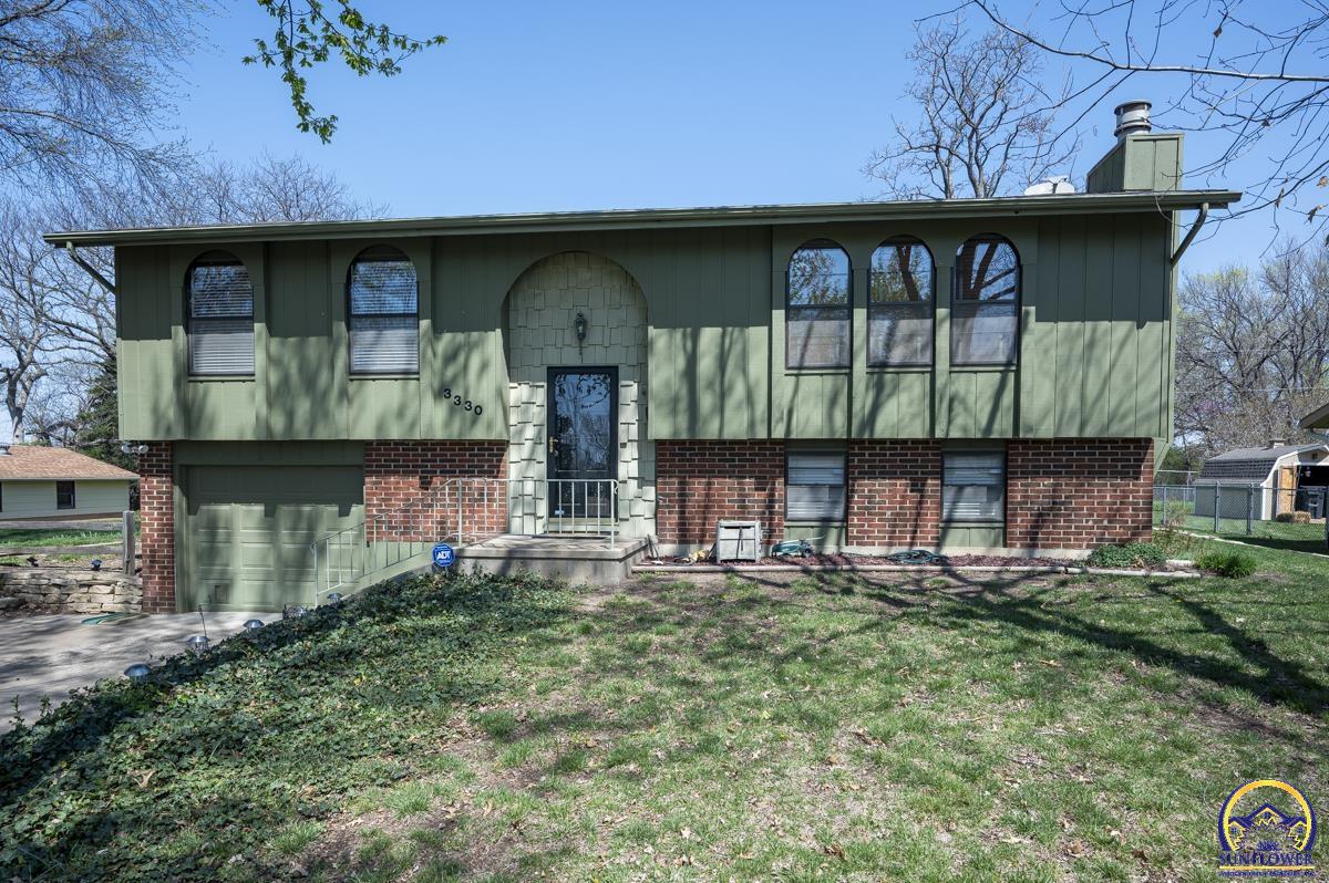 3330 NW 42nd Ter