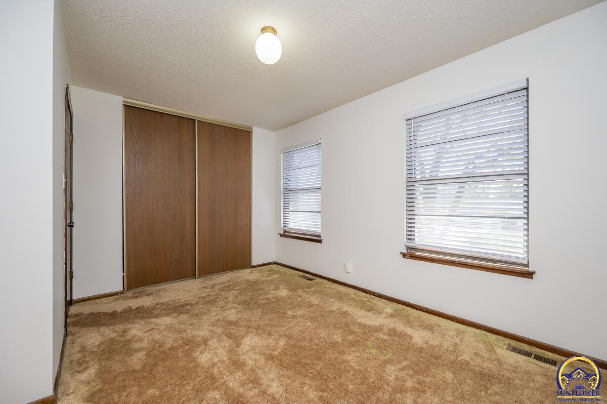 3330 NW 42nd Ter