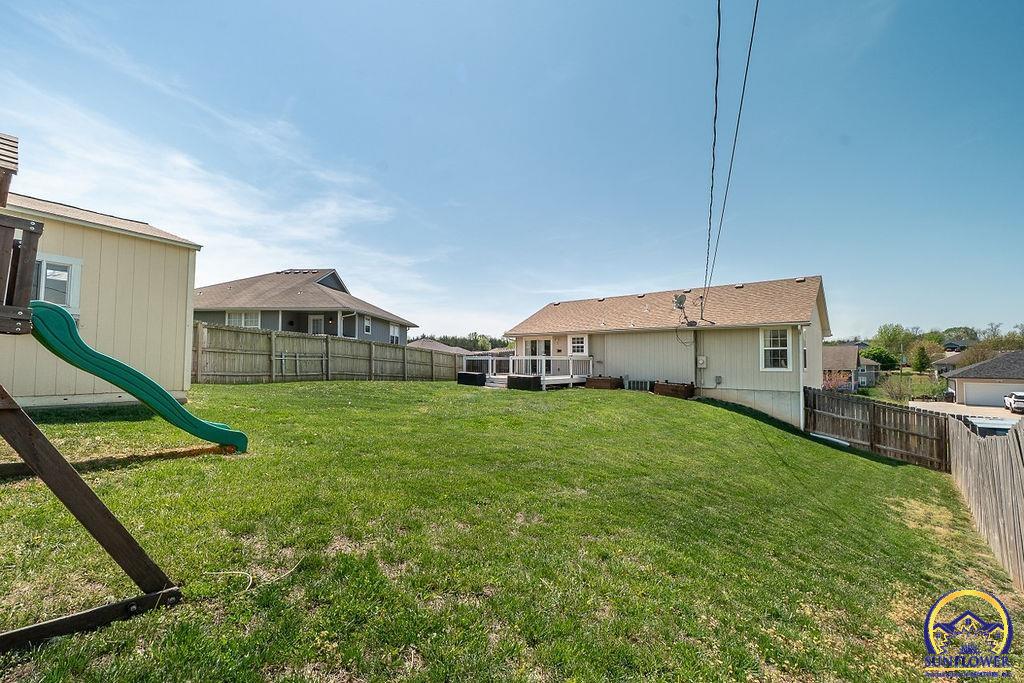 3842 NW Cherry Creek DR