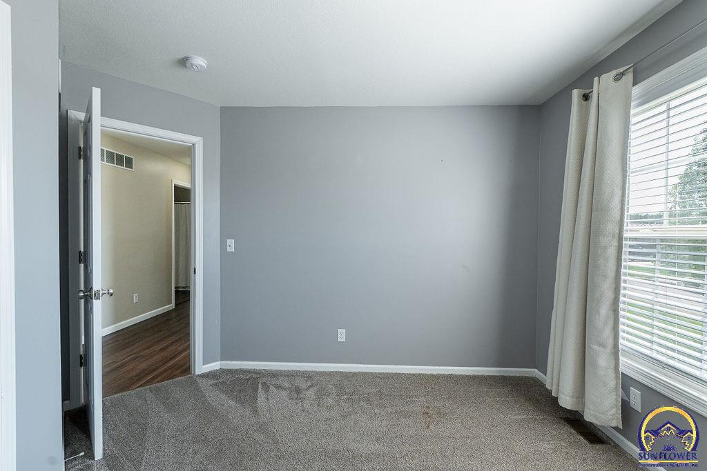 3842 NW Cherry Creek DR