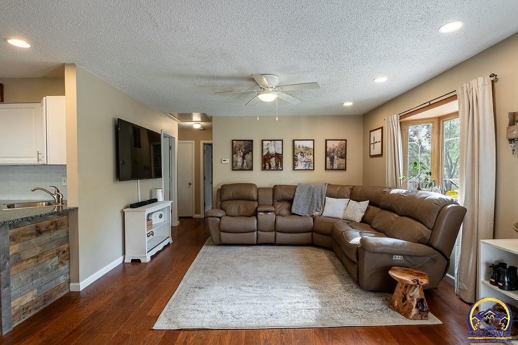 2522 Maverick Lane