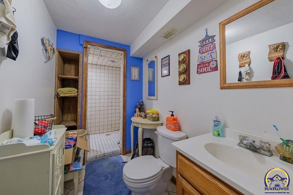 1930 NW 35th ST