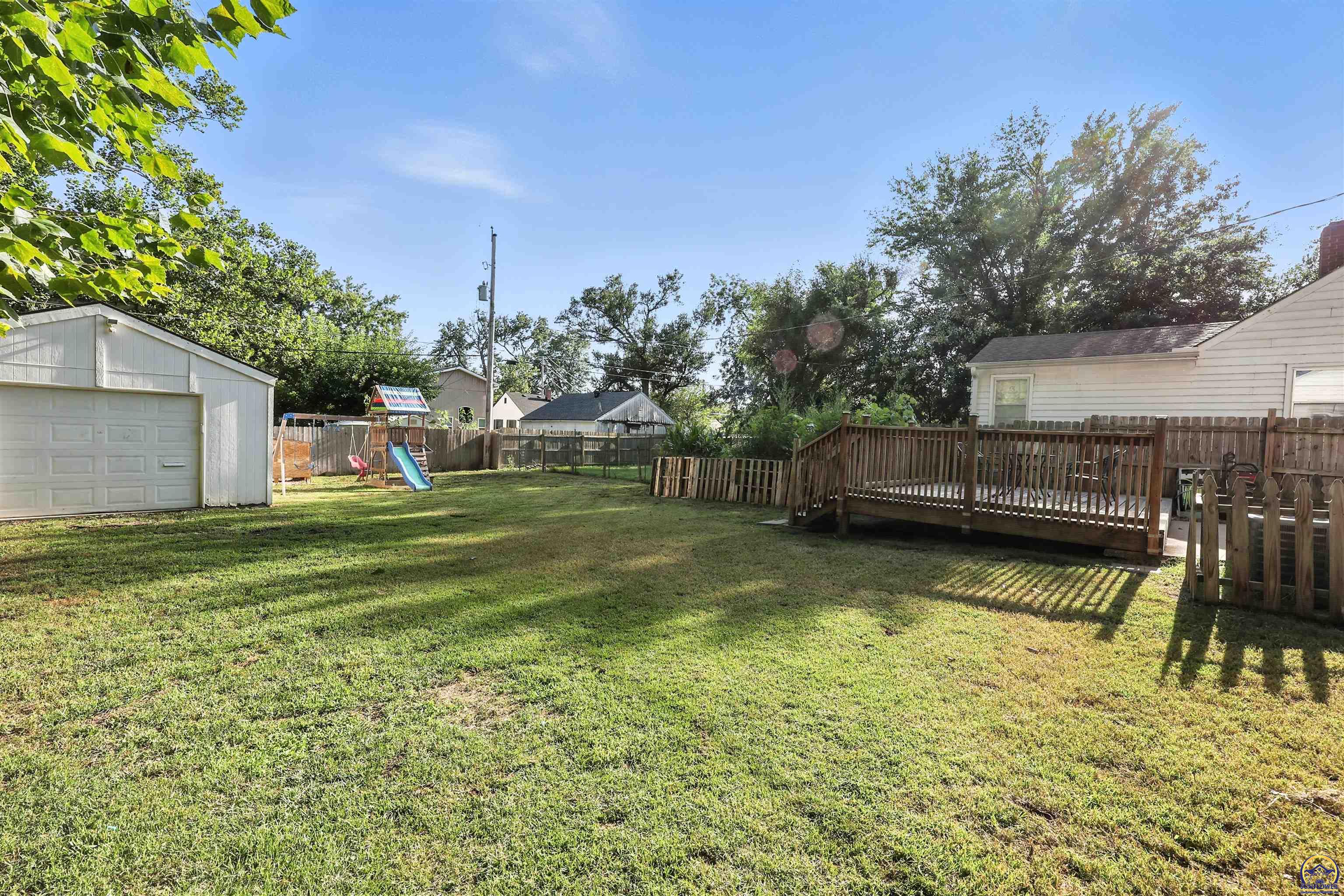3827 SW Sena DR