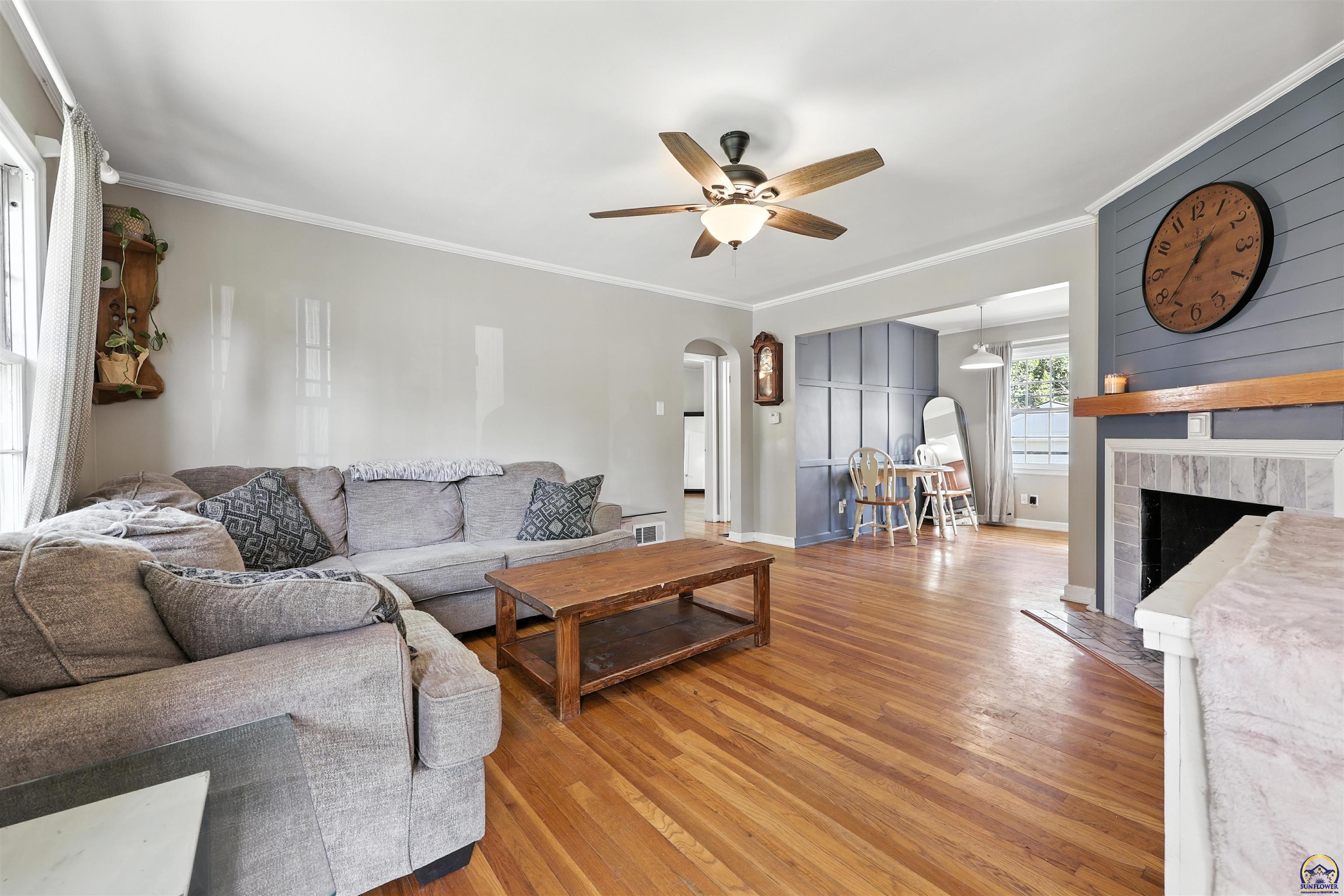3827 SW Sena DR