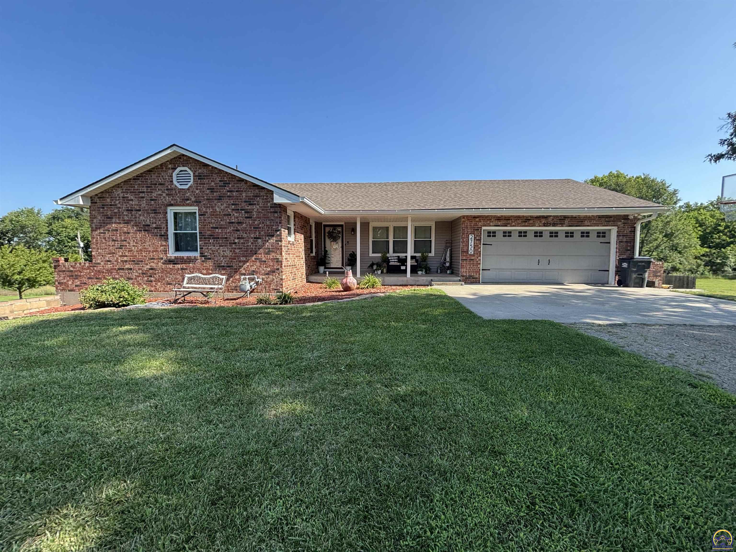2750 Knoll DR
