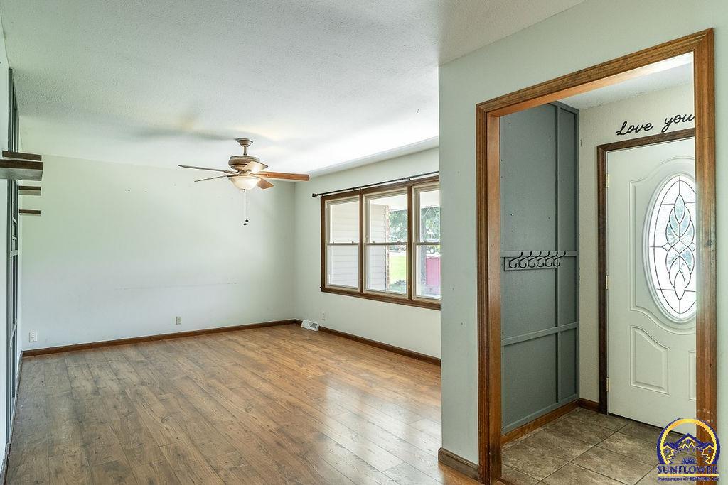 2750 Knoll DR