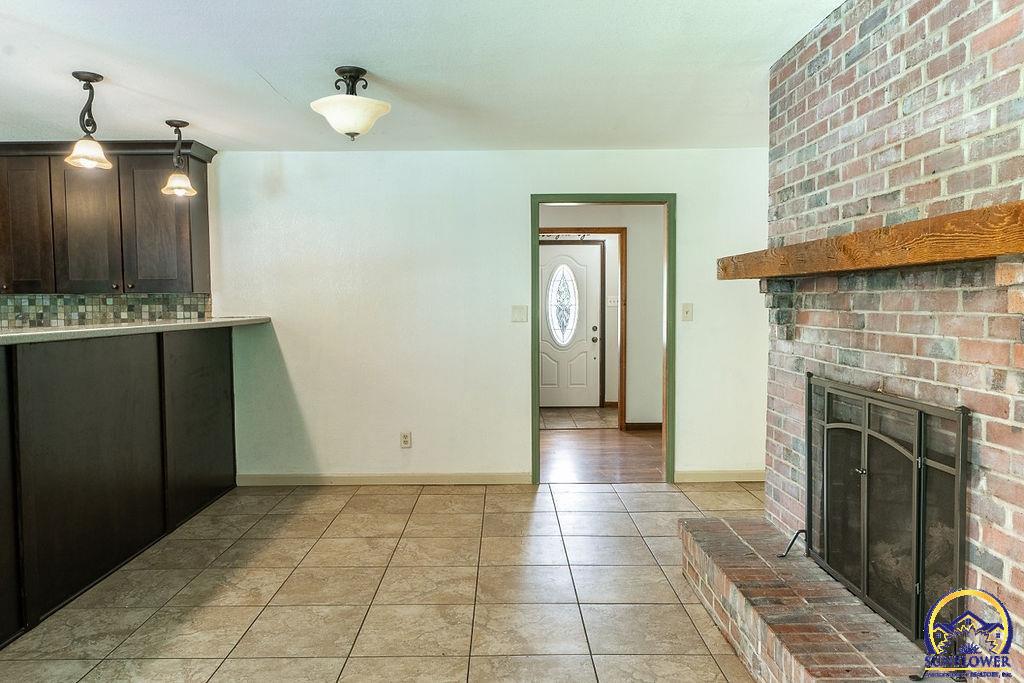 2750 Knoll DR