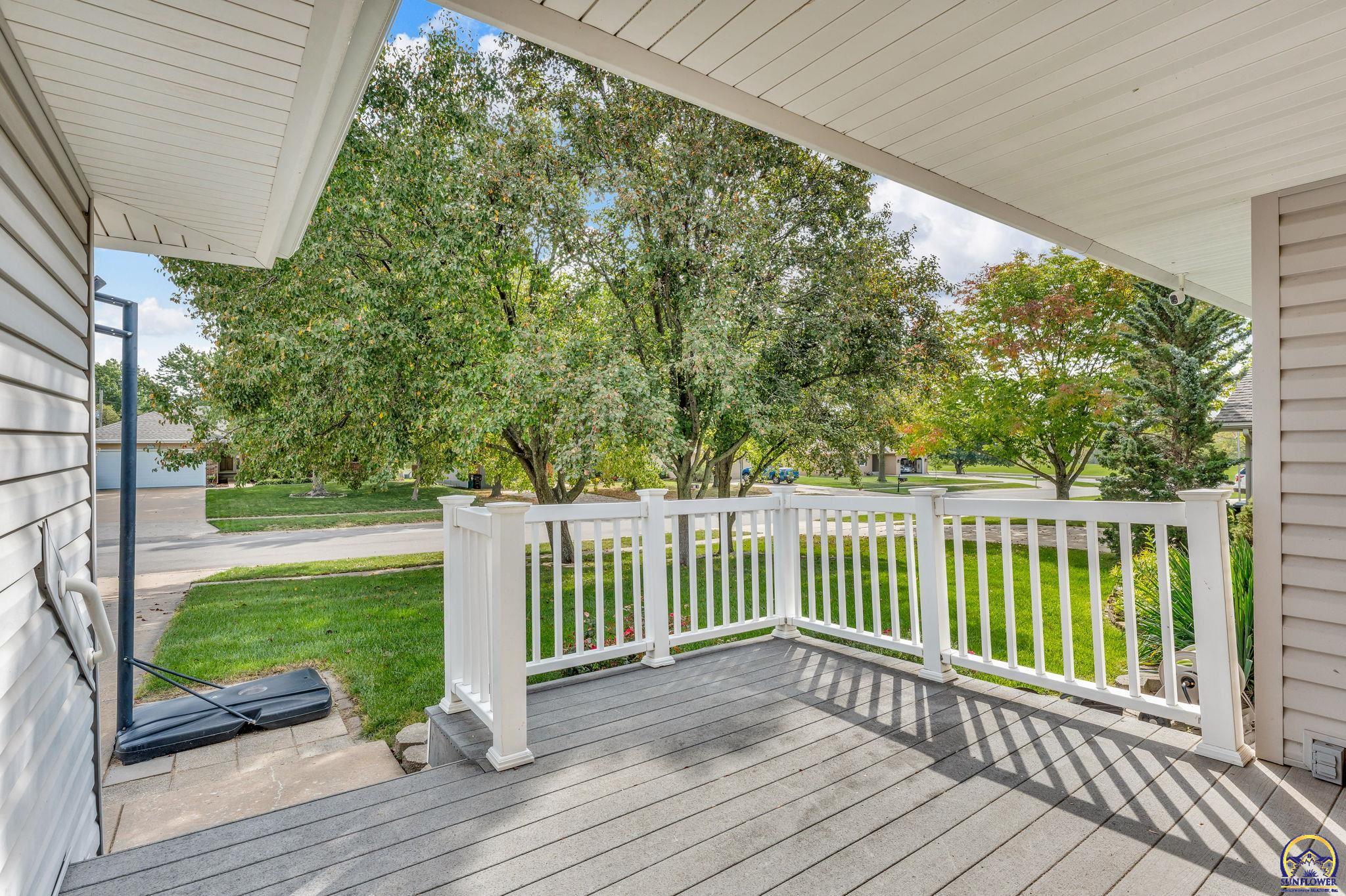 2837 SW Ancaster RD