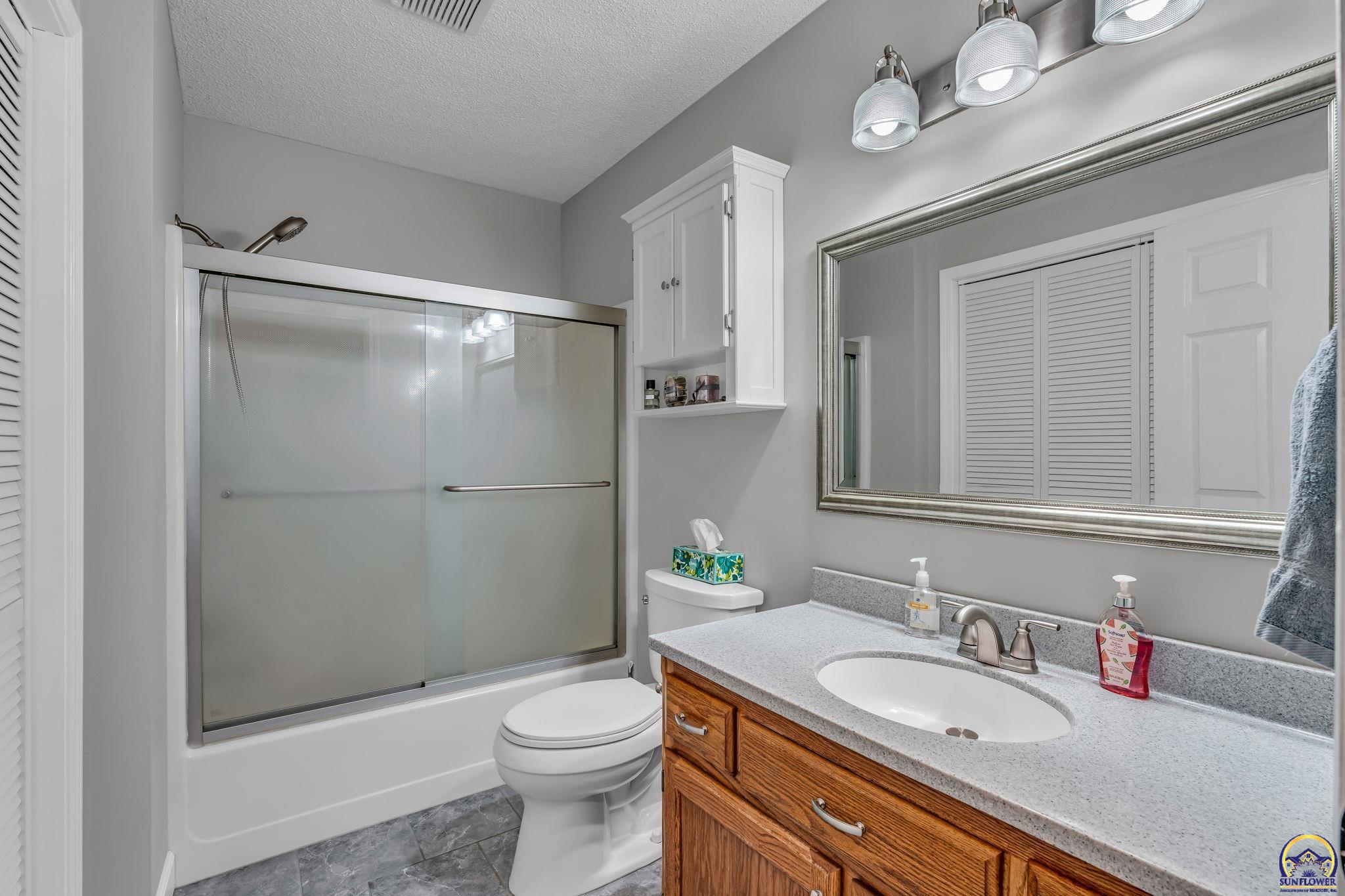 2837 SW Ancaster RD