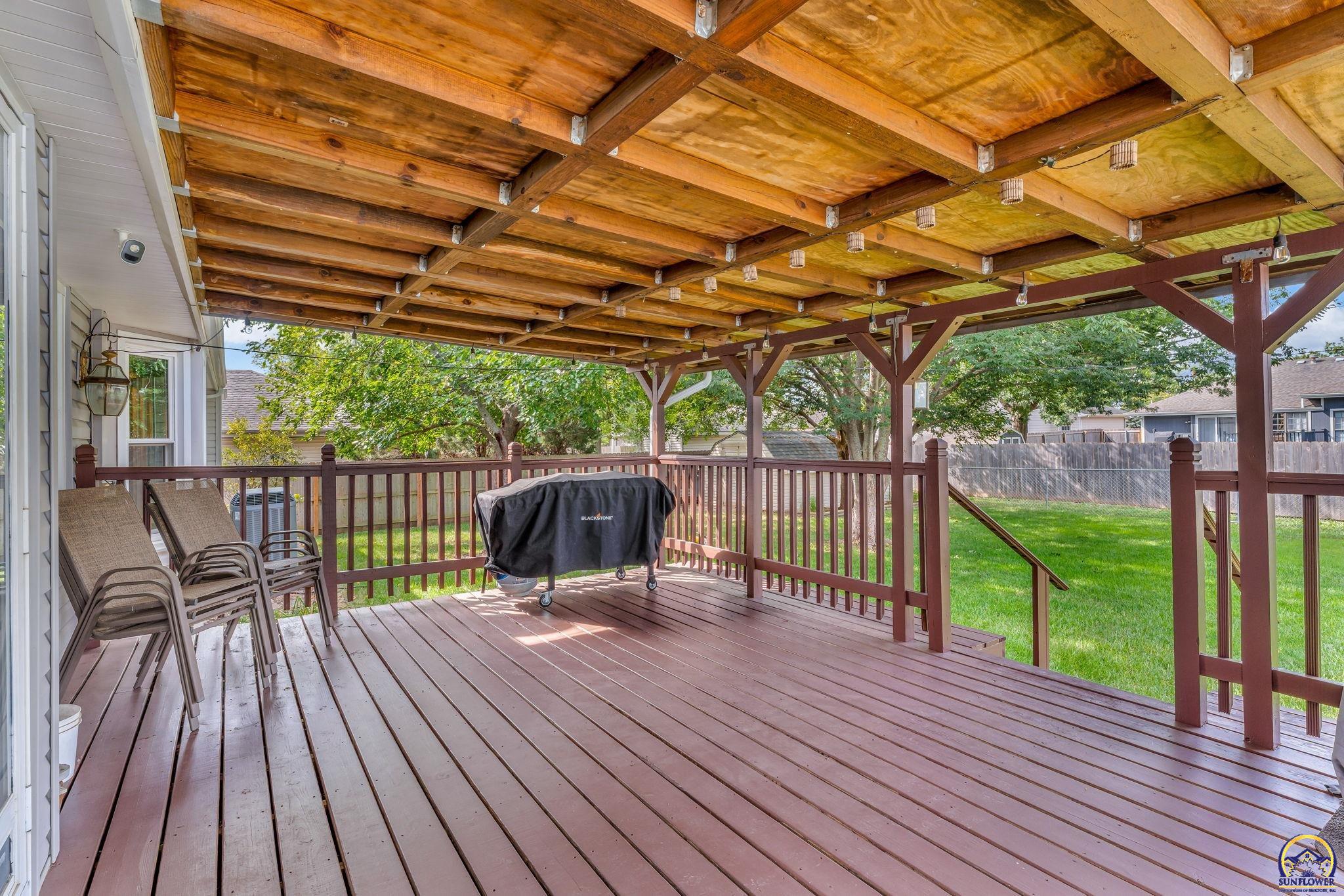 2837 SW Ancaster RD