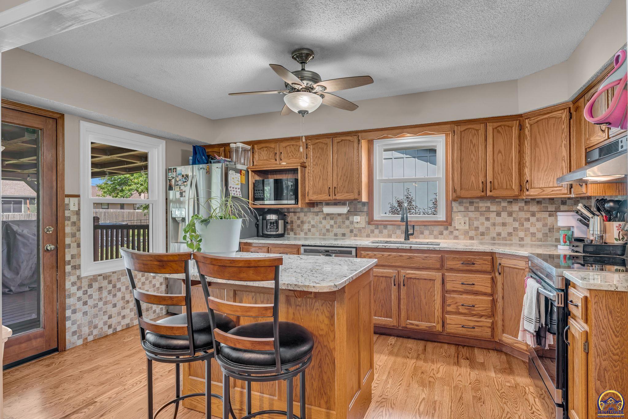 2837 SW Ancaster RD