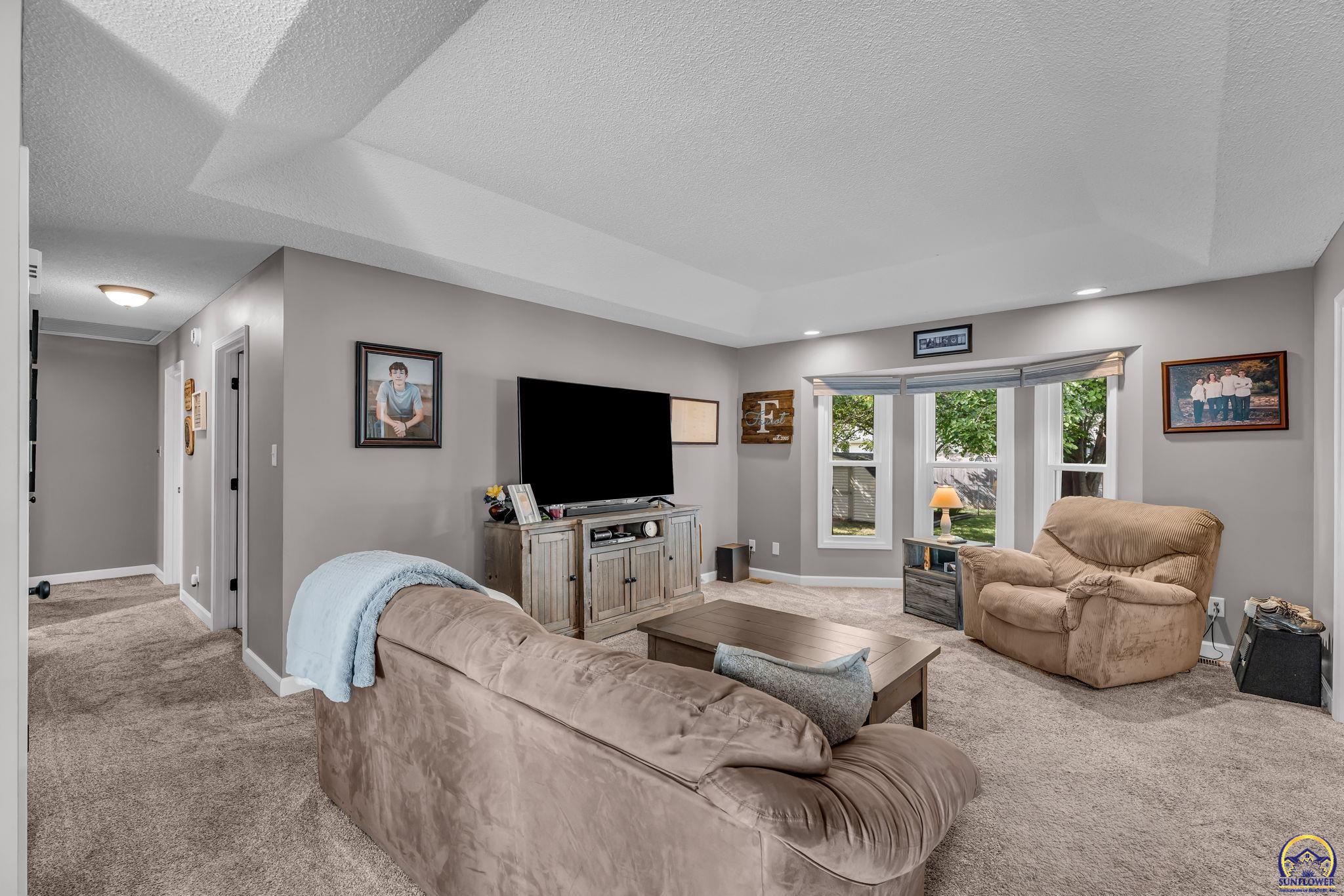 2837 SW Ancaster RD