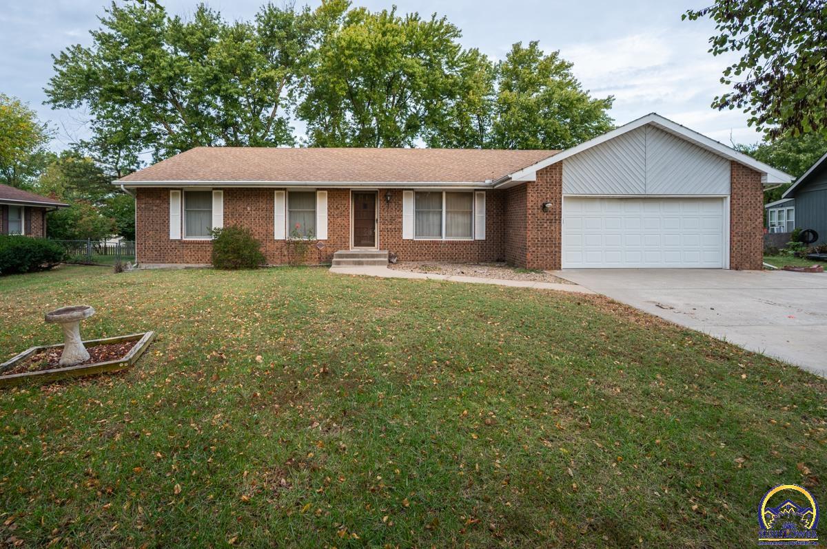 5031 NW Dawdy DR
