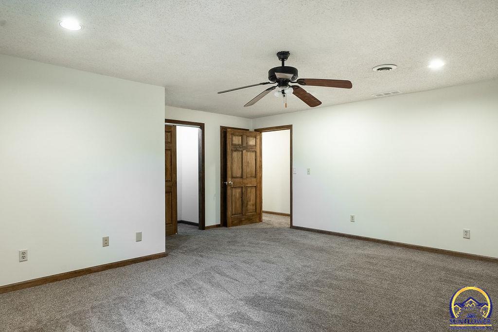 4620 NW 46th ST