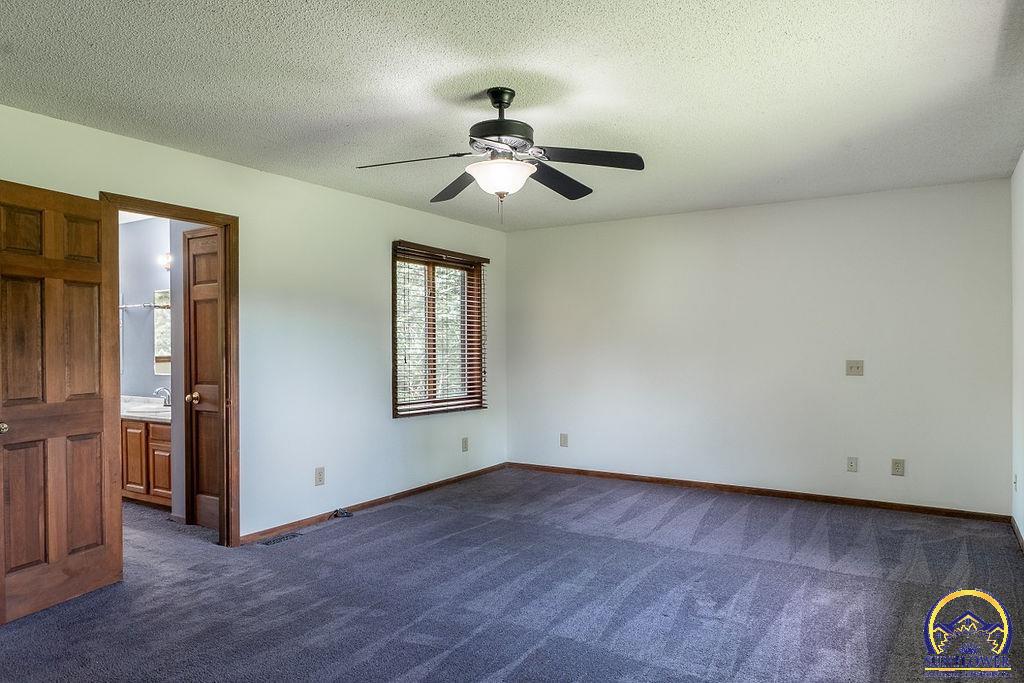 4620 NW 46th ST